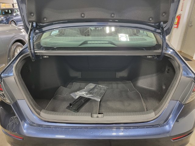 Certified 2024 Honda Accord EX image 35