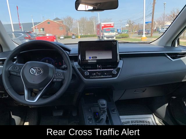 Used 2026 Toyota Corolla Cross LE image 16