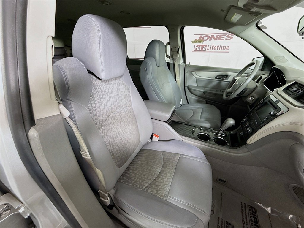 Used 2014 Chevrolet Traverse LT image 30