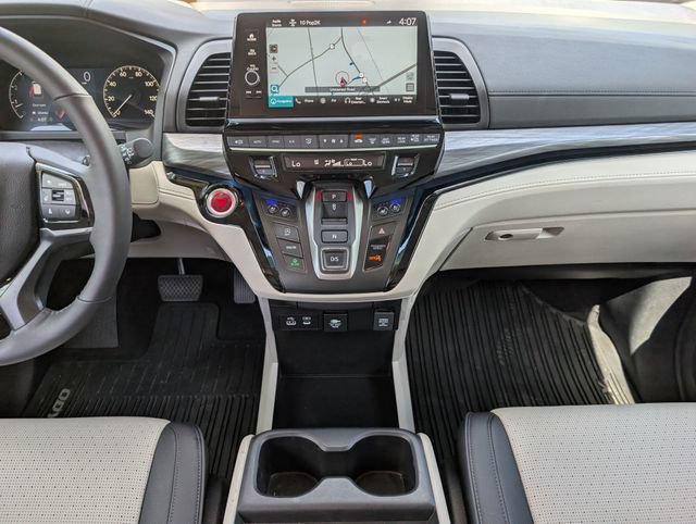 Used 2026 Honda Odyssey Elite image 7