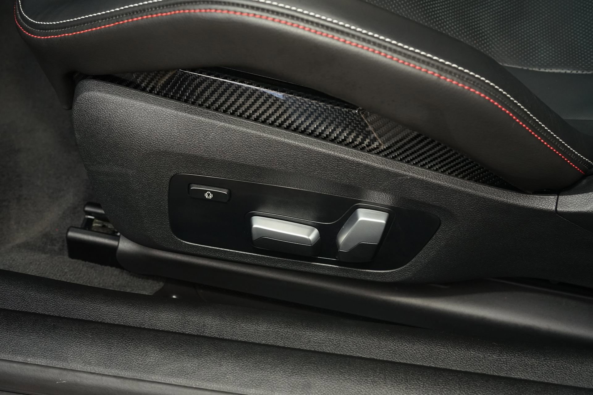 Used 2023 BMW M4 CSL image 31