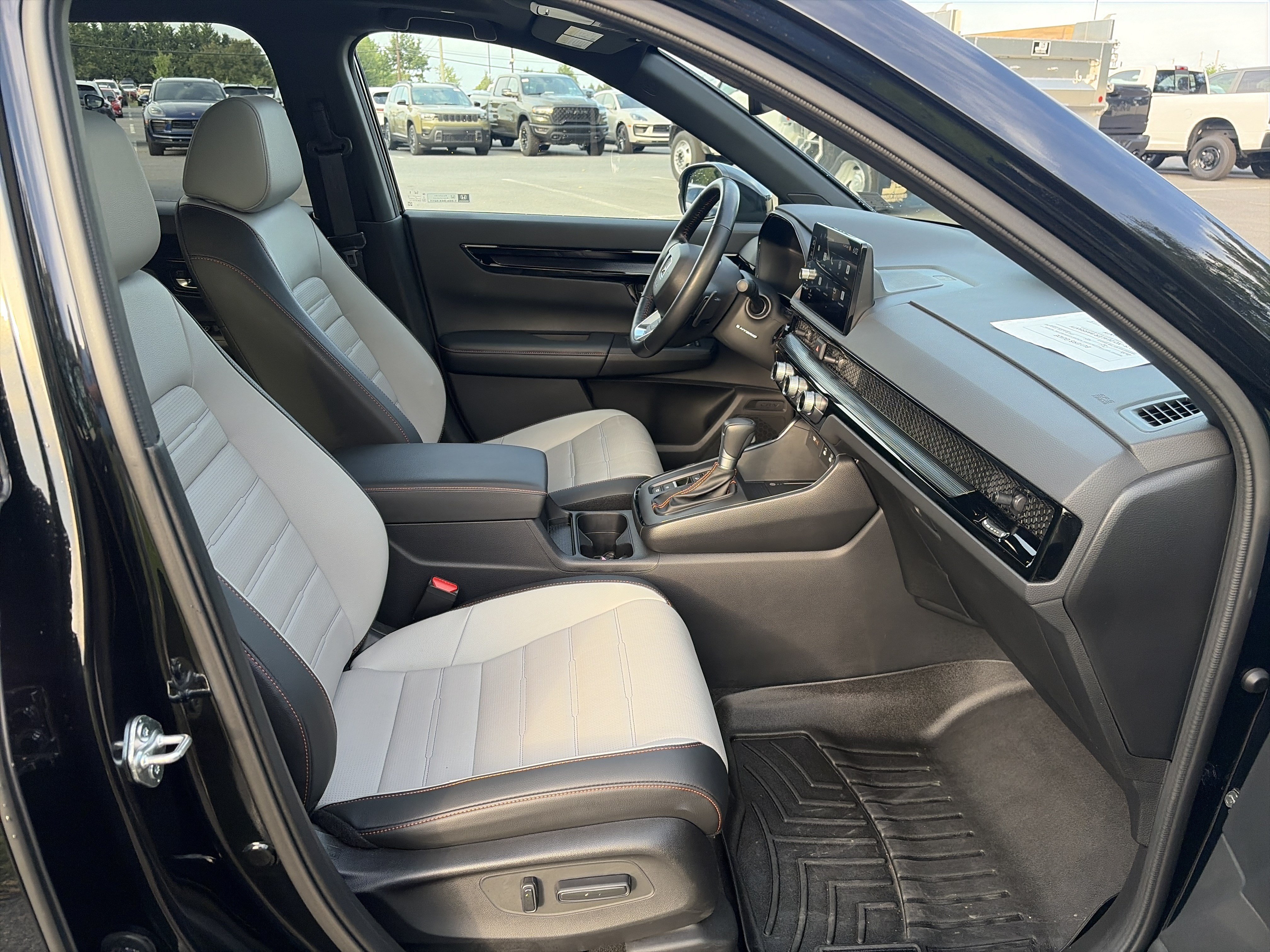 Used 2026 Honda CR-V Sport Touring image 29