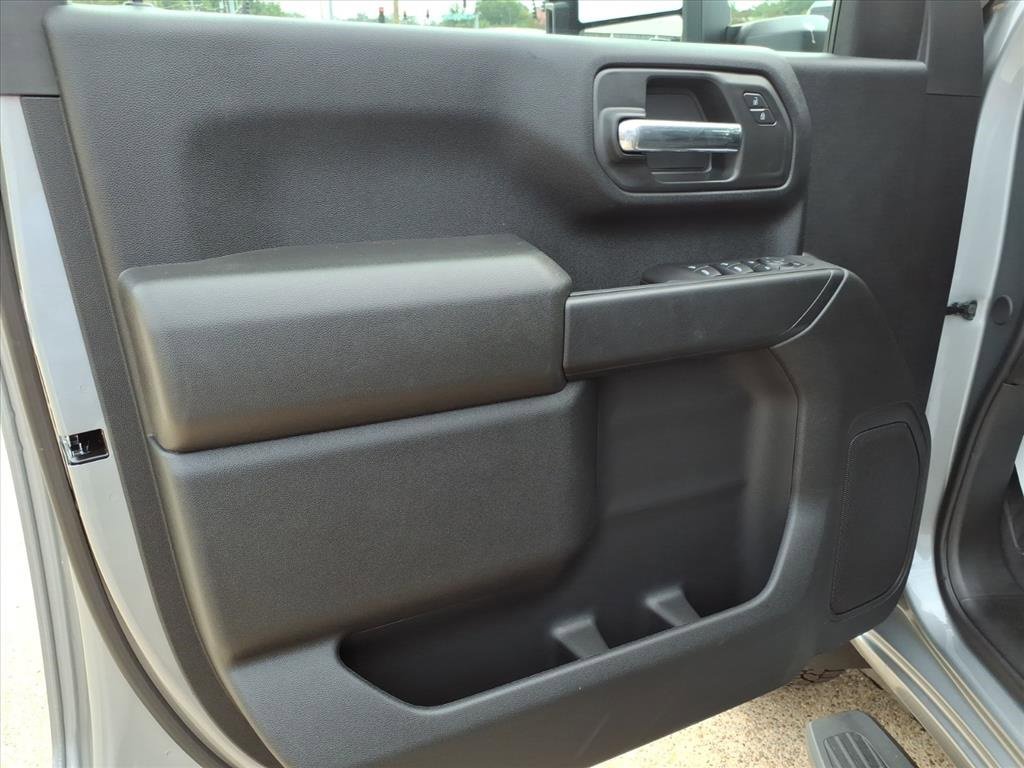 New 2025 Chevrolet Silverado 2500 Custom w/ Custom Value Package image 10