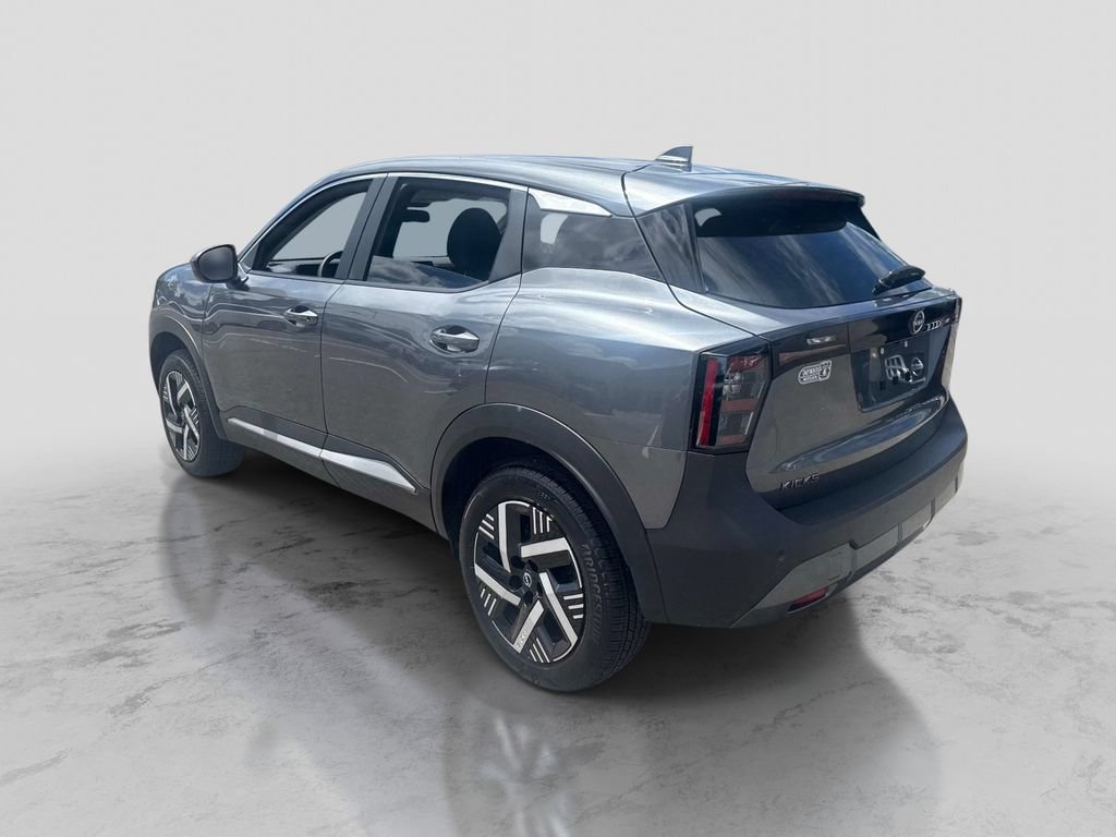 Used 2025 Nissan Kicks SV FWD image 3