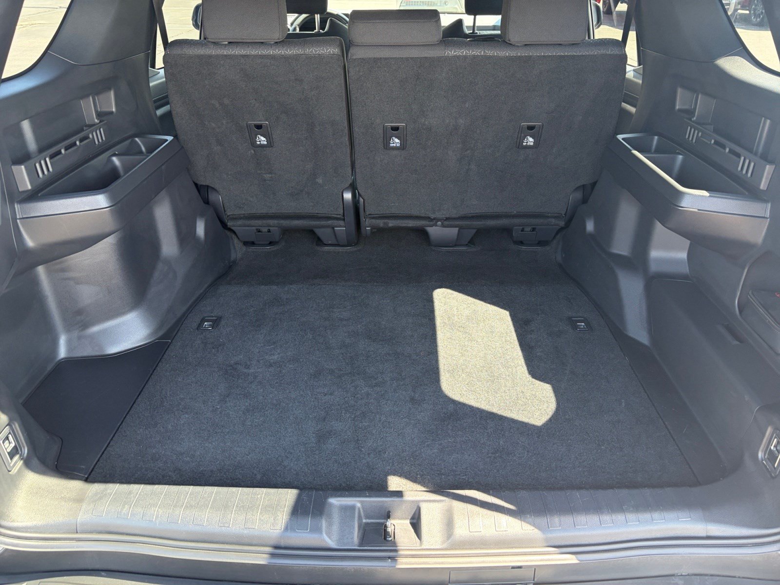 Certified 2025 Toyota 4Runner SR5 AWD/4WD image 26