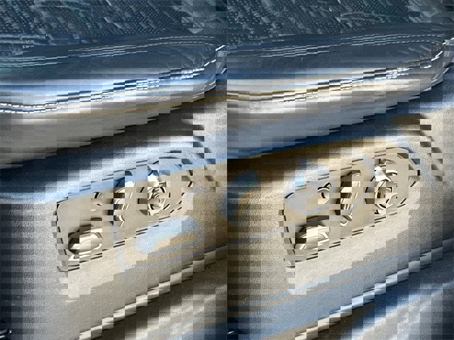 Used 2022 Cadillac Escalade Premium Luxury Platinum image 30