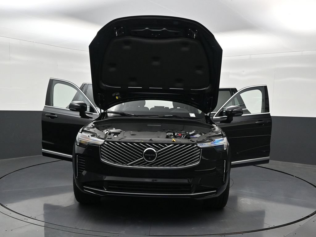 New 2026 Volvo XC90 B6 Plus w/ Protection Package AWD/4WD image 34