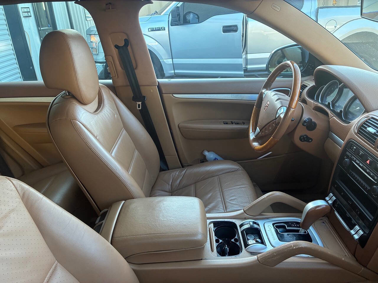 Used 2005 Porsche Cayenne S image 5