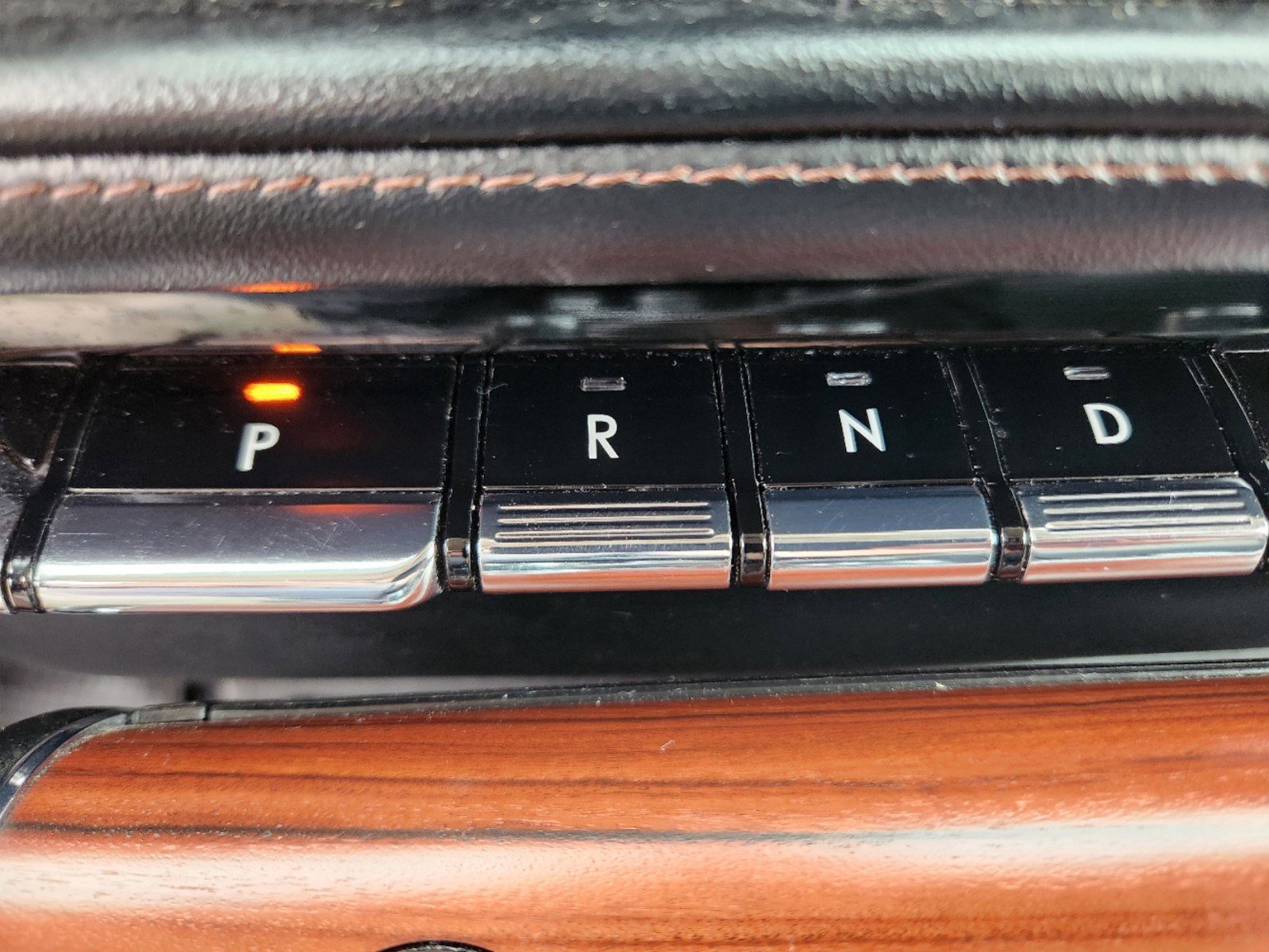 Used 2022 Lincoln Aviator Reserve image 25