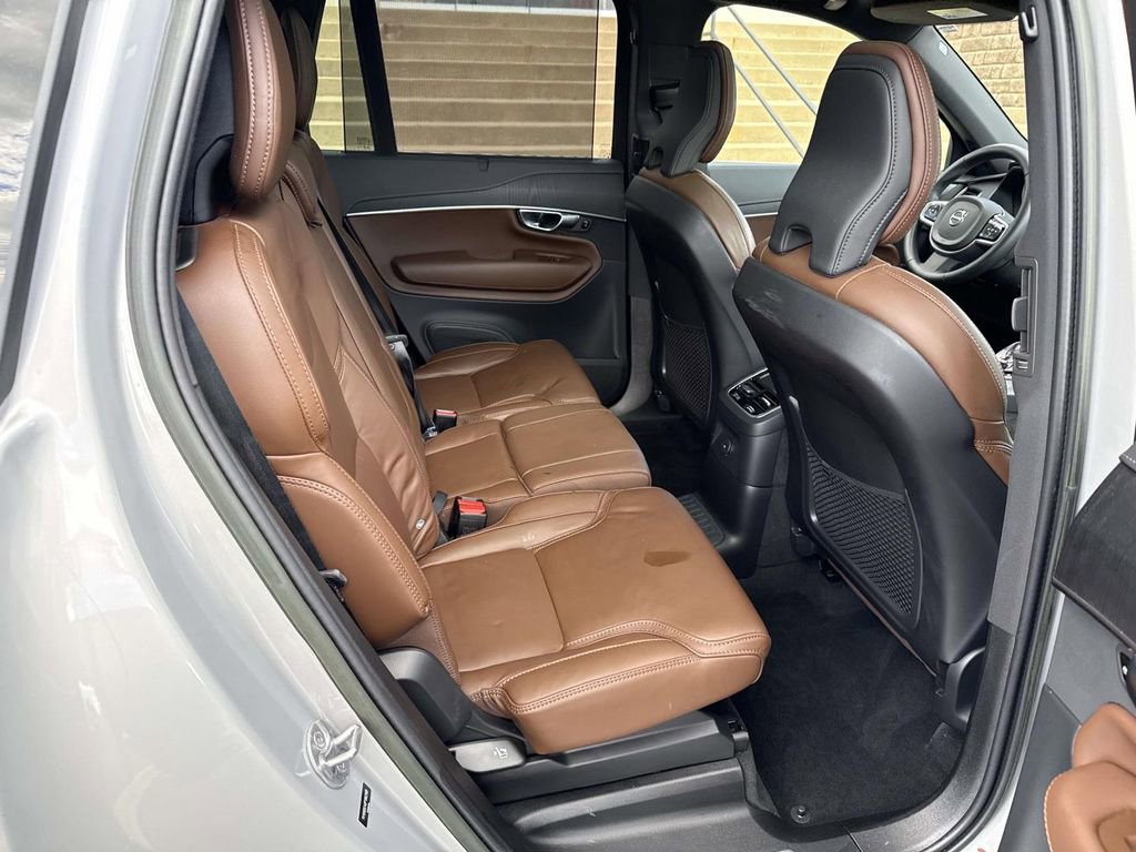 Used 2023 Volvo XC90 T8 Ultimate w/ Protection Package Premier image 11