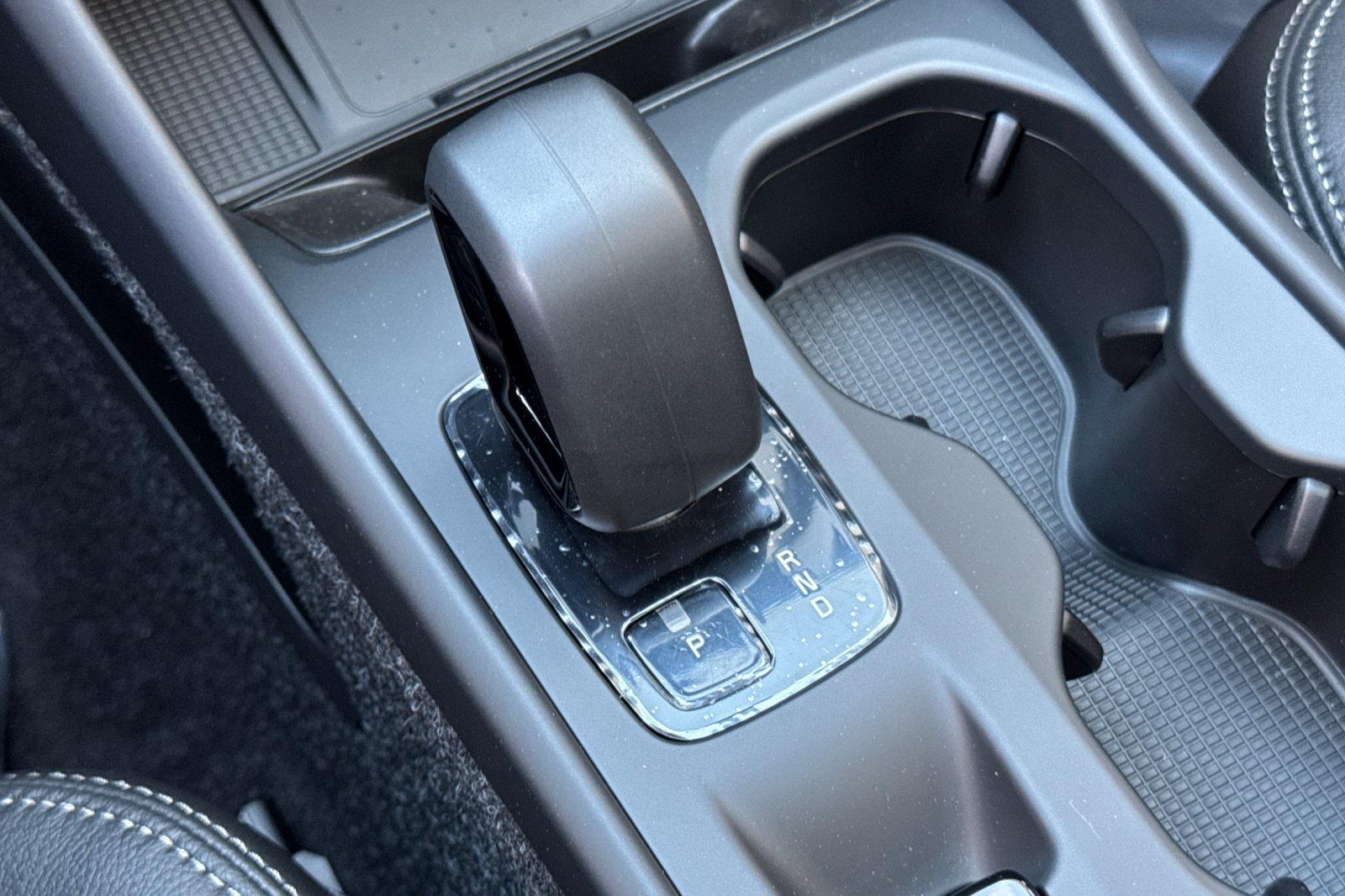 New 2025 Volvo XC40 B5 Core w/ Protection Package Premier image 20