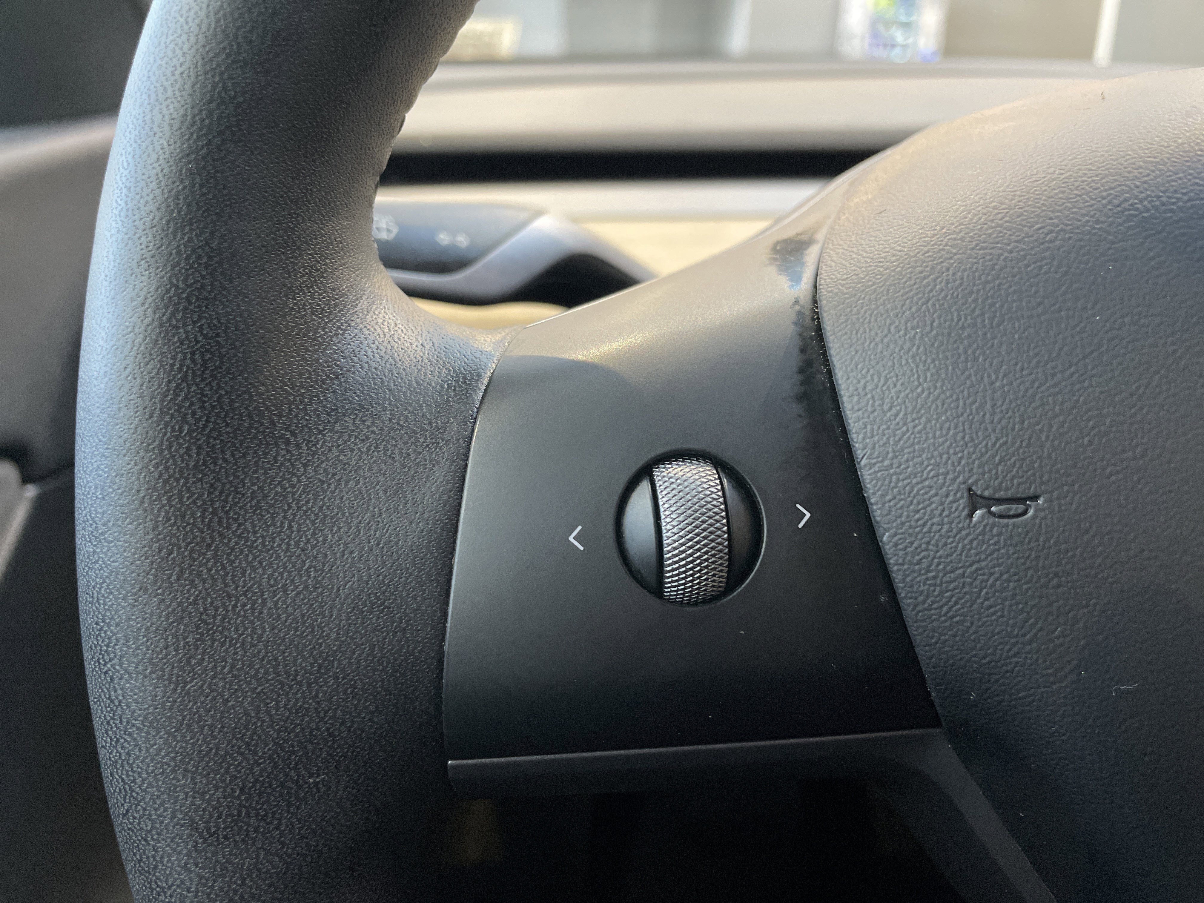 Used 2021 Tesla Model Y Long Range AWD/4WD image 19