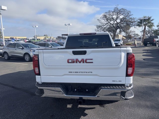 Used 2023 GMC Sierra 1500 SLE image 3