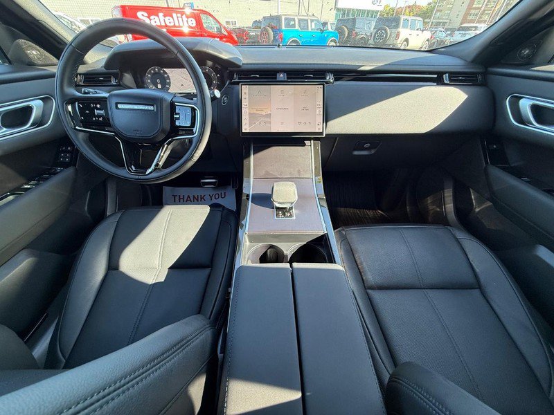 Used 2026 Land Rover Range Rover Velar Dynamic SE AWD/4WD image 16