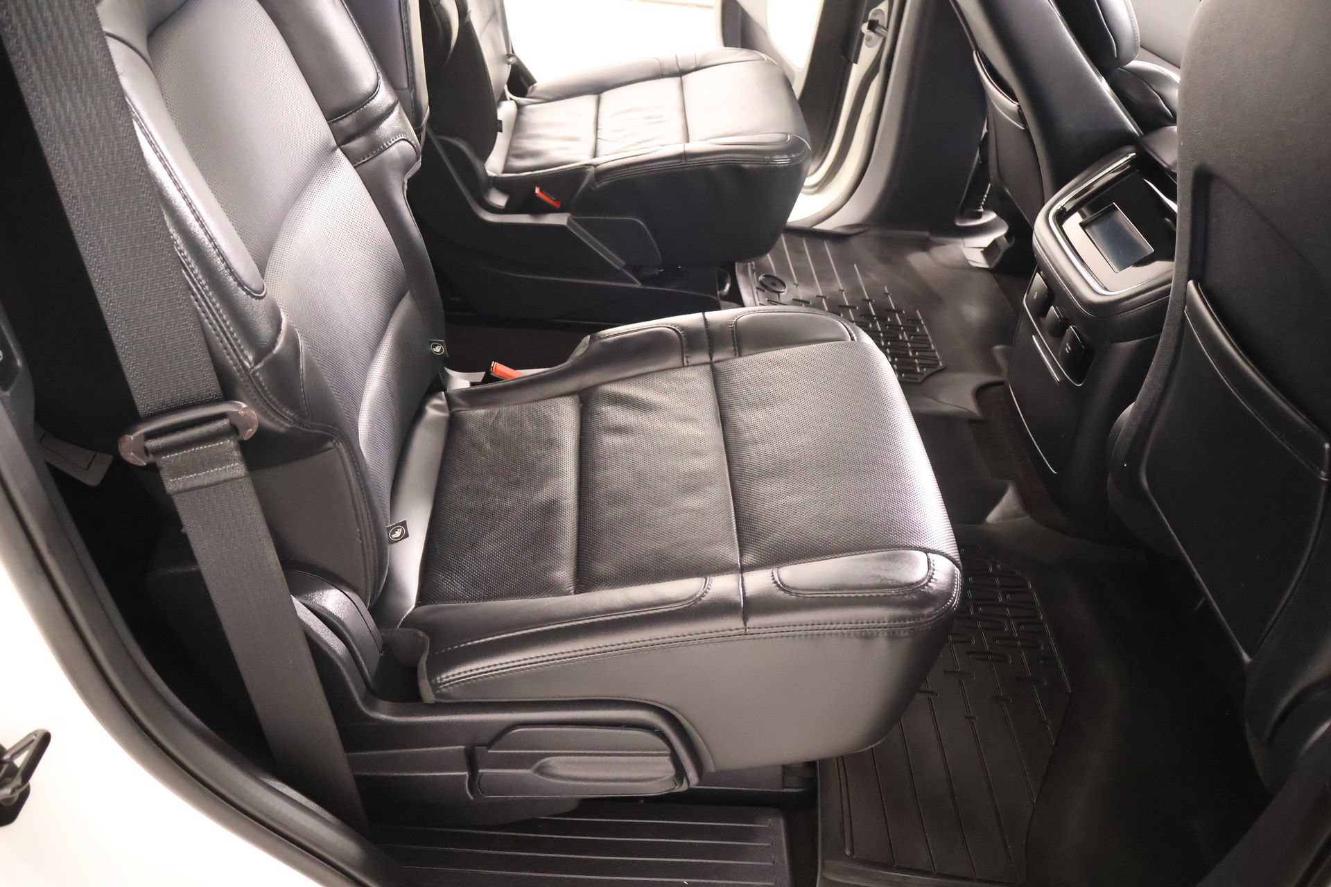 Used 2022 Lincoln Navigator Reserve AWD/4WD image 15