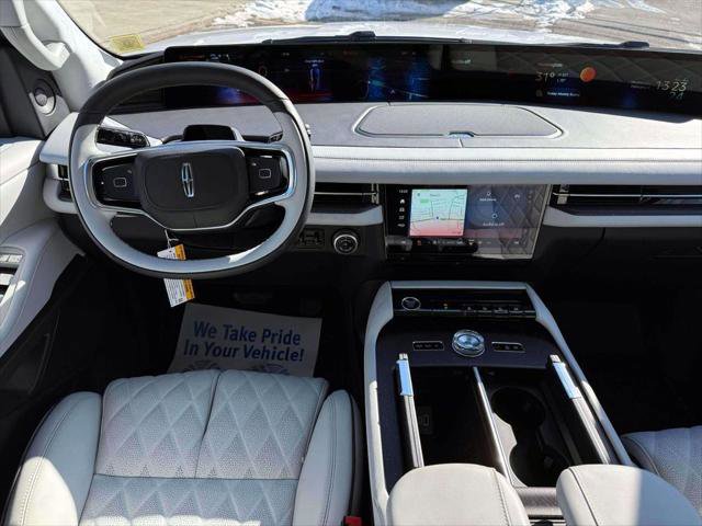 New 2026 Lincoln Navigator L Black Label AWD/4WD image 9