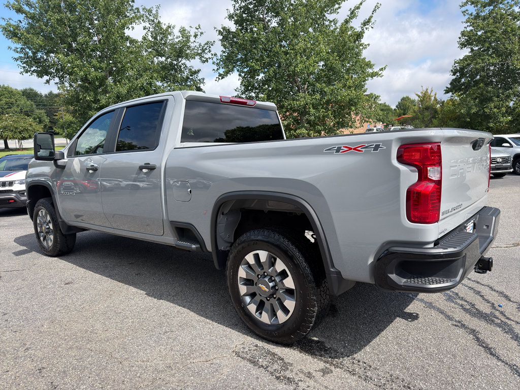 Used 2025 Chevrolet Silverado 2500 Custom w/ Custom Convenience Package AWD/4WD image 7