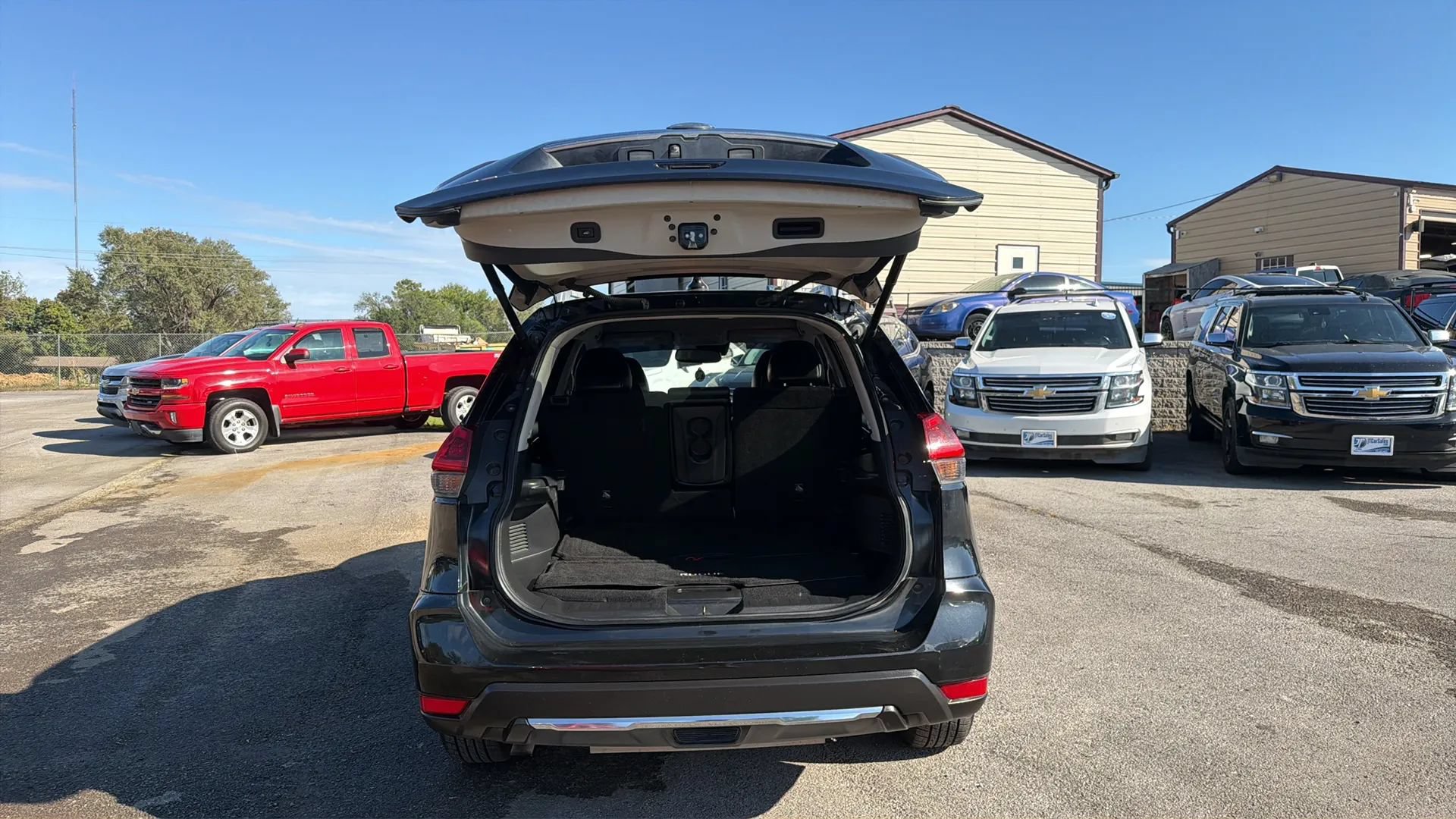 Used 2018 Nissan Rogue SL FWD image 21