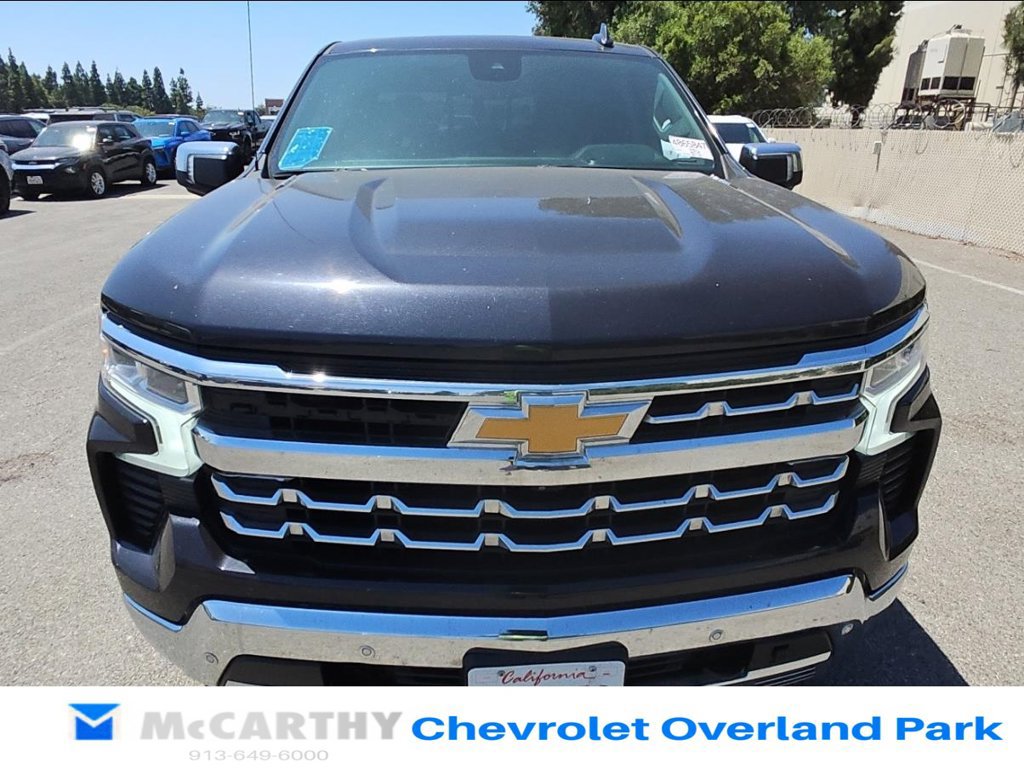 Used 2023 Chevrolet Silverado 1500 LTZ w/ LTZ Premium Package AWD/4WD image 8