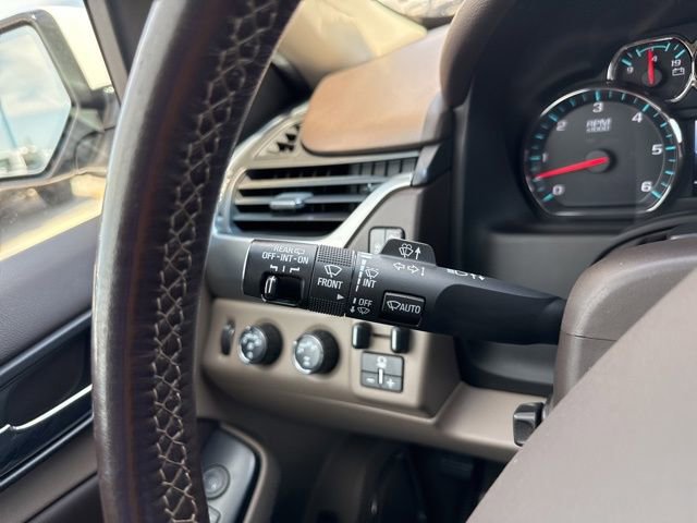 Used 2018 Chevrolet Tahoe LT w/ LT Signature Package AWD/4WD image 32