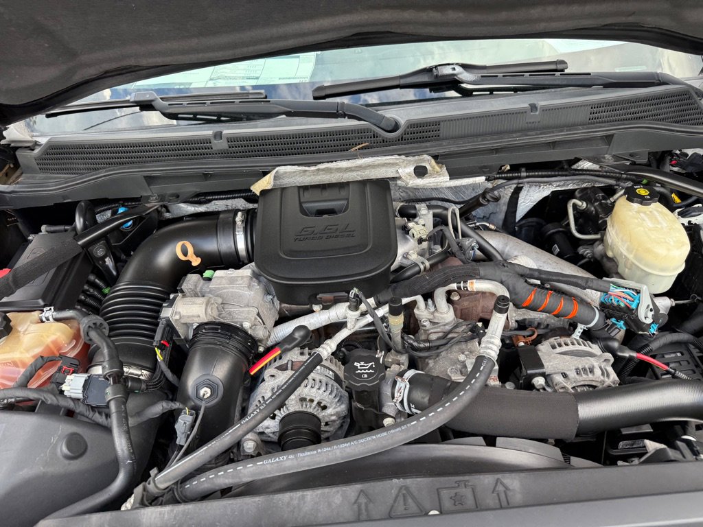 Used 2015 GMC Sierra 2500 Denali w/ Duramax Plus Package image 28