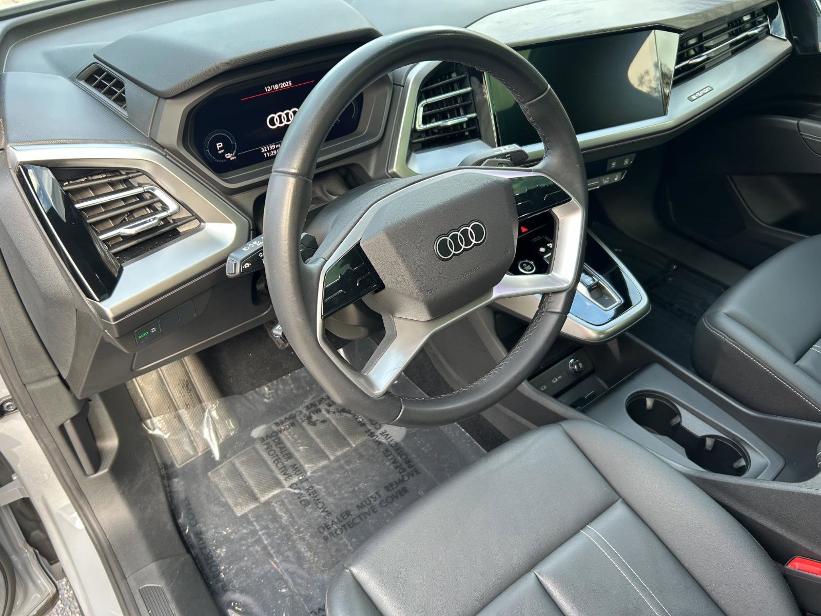 Certified 2023 Audi Q4 e-tron Premium Plus image 18