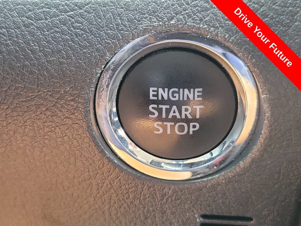 Used 2022 Toyota 4Runner TRD Off-Road AWD/4WD image 9