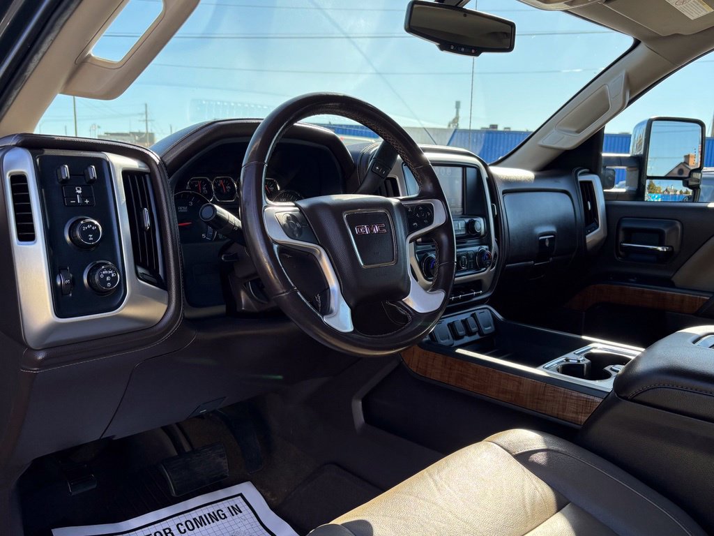 Used 2017 GMC Sierra 2500 SLT w/ Suspension Package, Off-Road AWD/4WD image 12