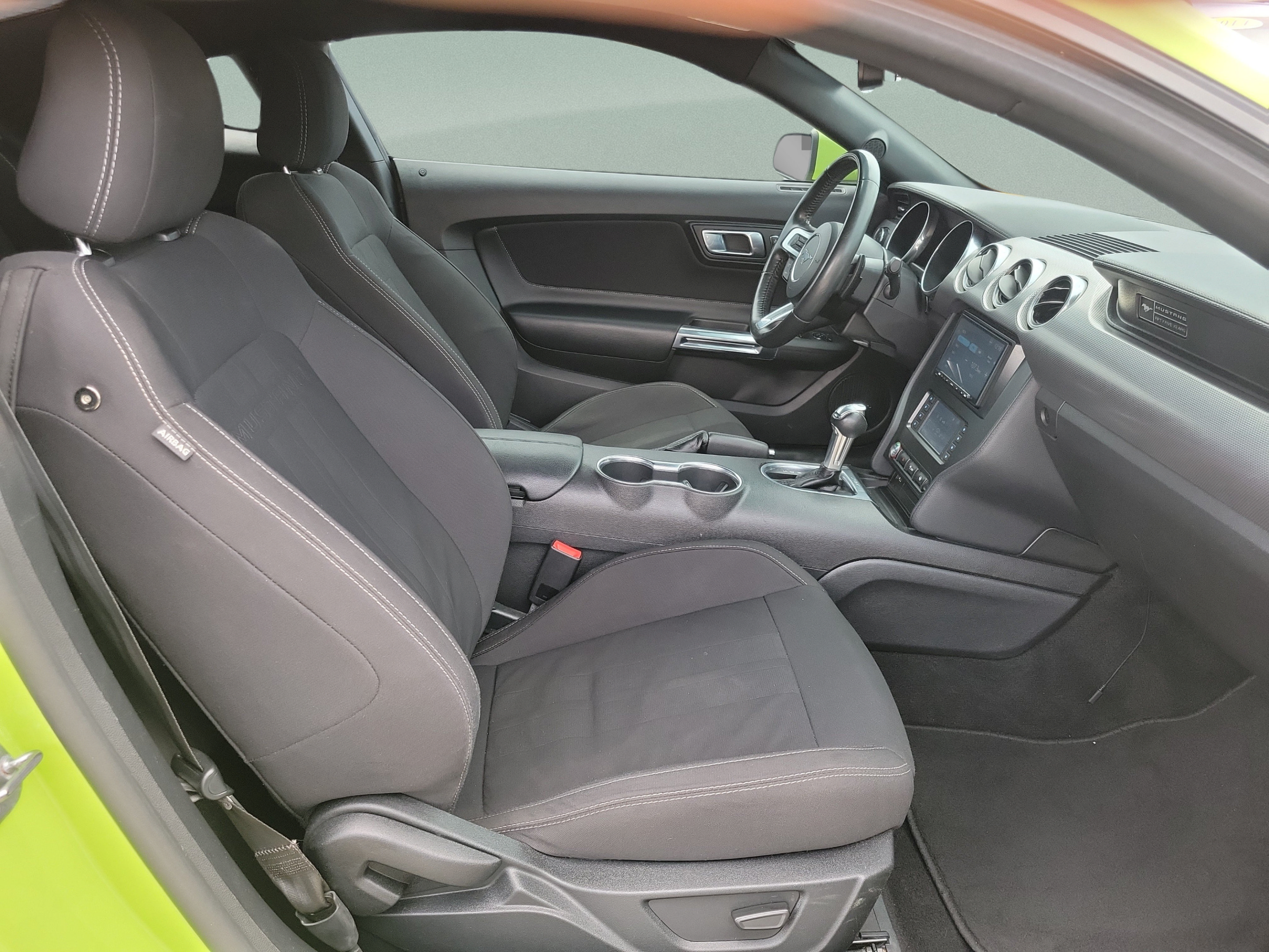 Used 2020 Ford Mustang GT w/ Black Accent Package RWD image 27