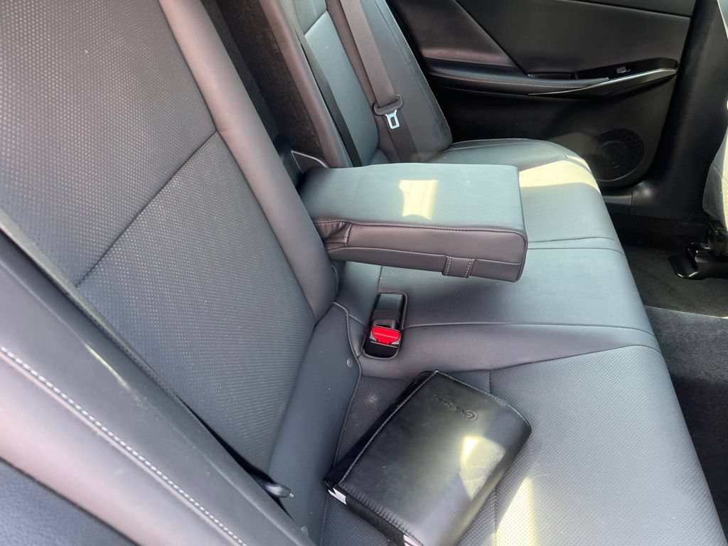 Used 2023 Lexus IS 300 w/ Comfort Package RWD image 14