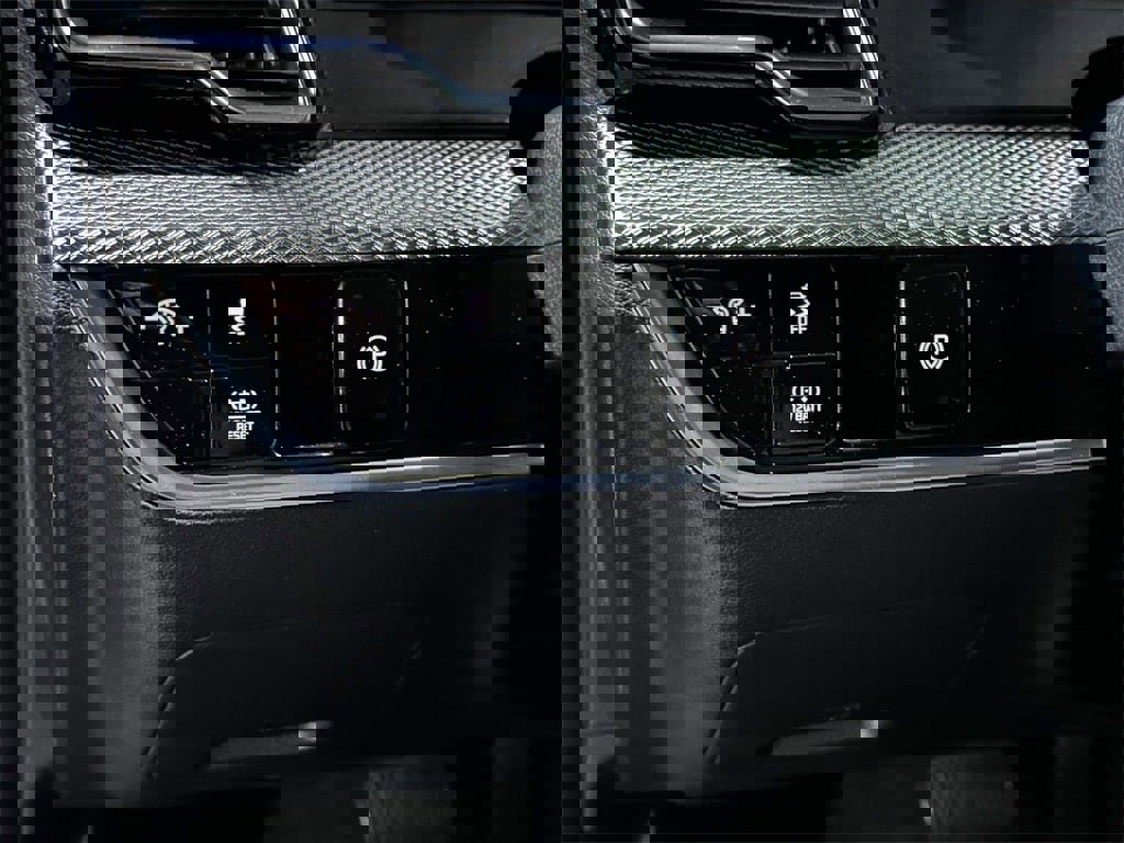 Used 2023 Kia Sportage LX image 18