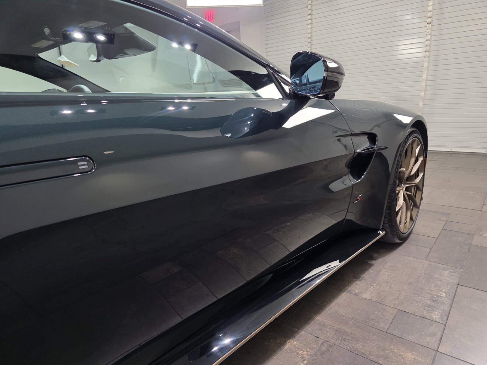 New 2026 Aston Martin V8 Vantage S image 9