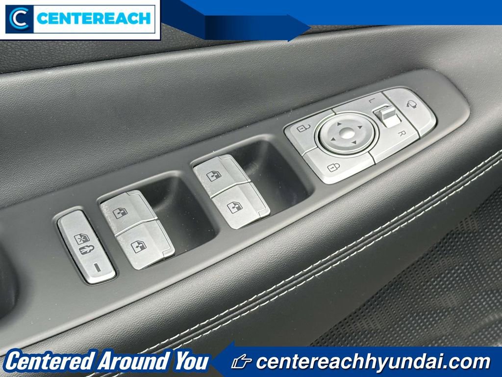 Used 2023 Hyundai Santa Fe Calligraphy image 15