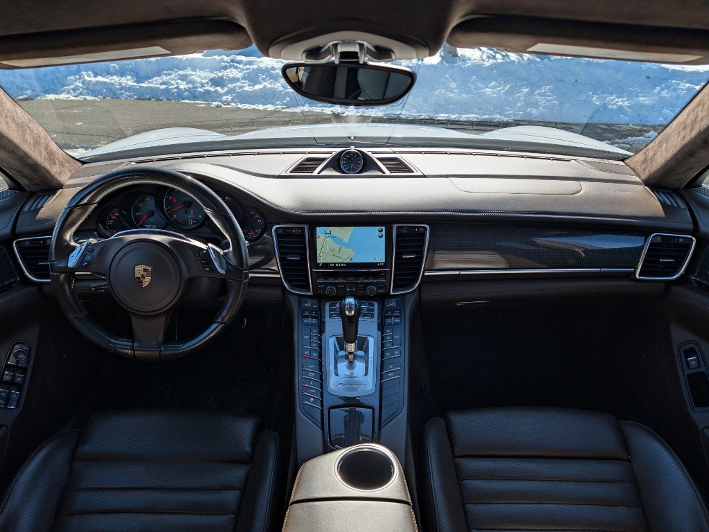 Used 2016 Porsche Panamera GTS image 21