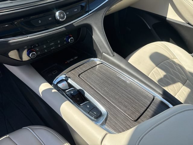Used 2024 Buick Enclave Avenir w/ Avenir Technology Package AWD/4WD image 28