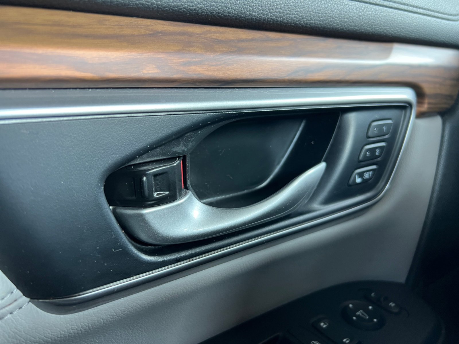 Used 2021 Honda CR-V EX-L image 21