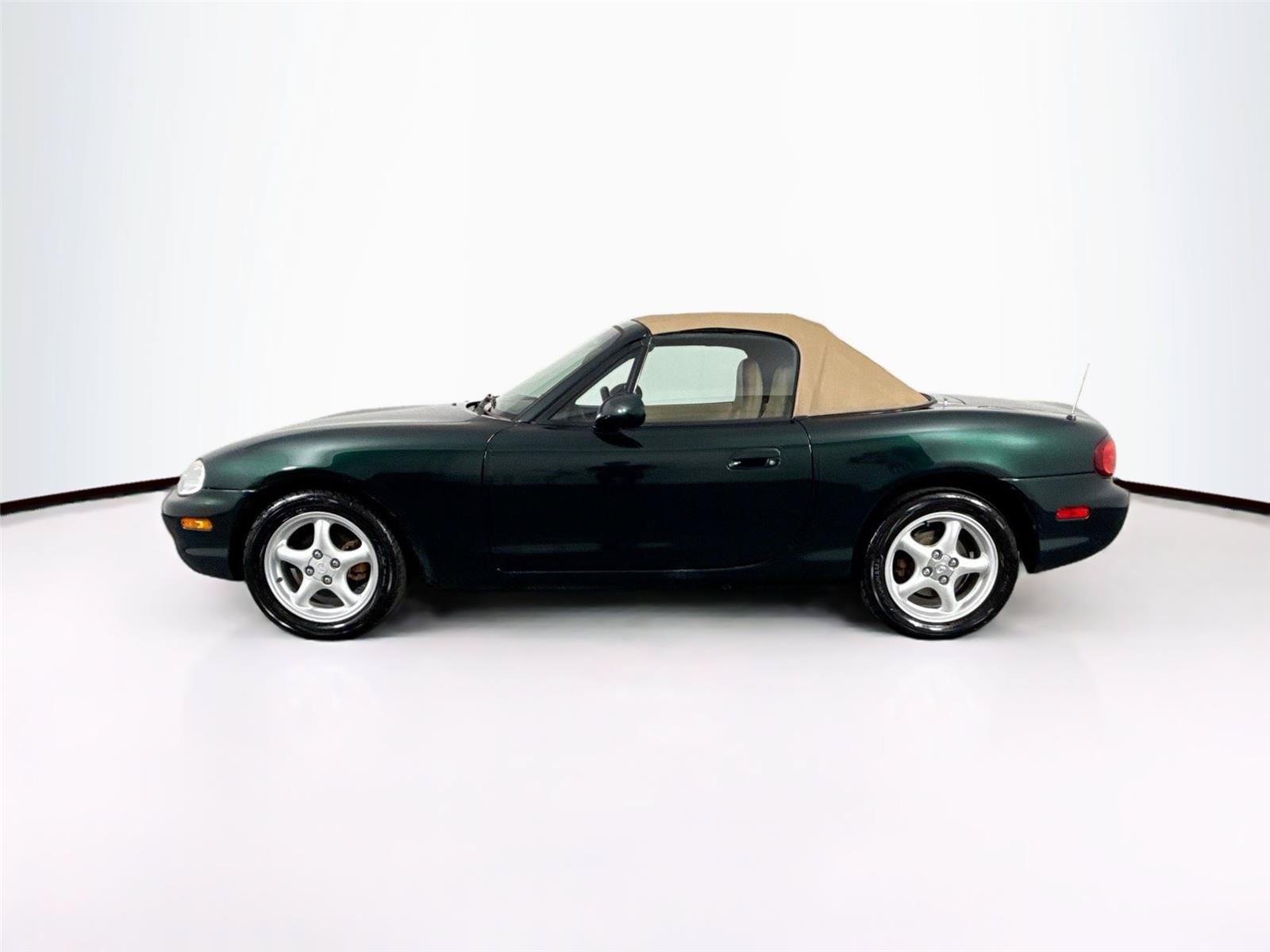 Used 1999 MAZDA MX-5 Miata RWD image 11