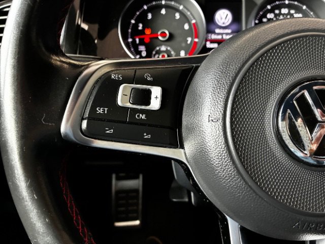 Used 2018 Volkswagen GTI S FWD image 19