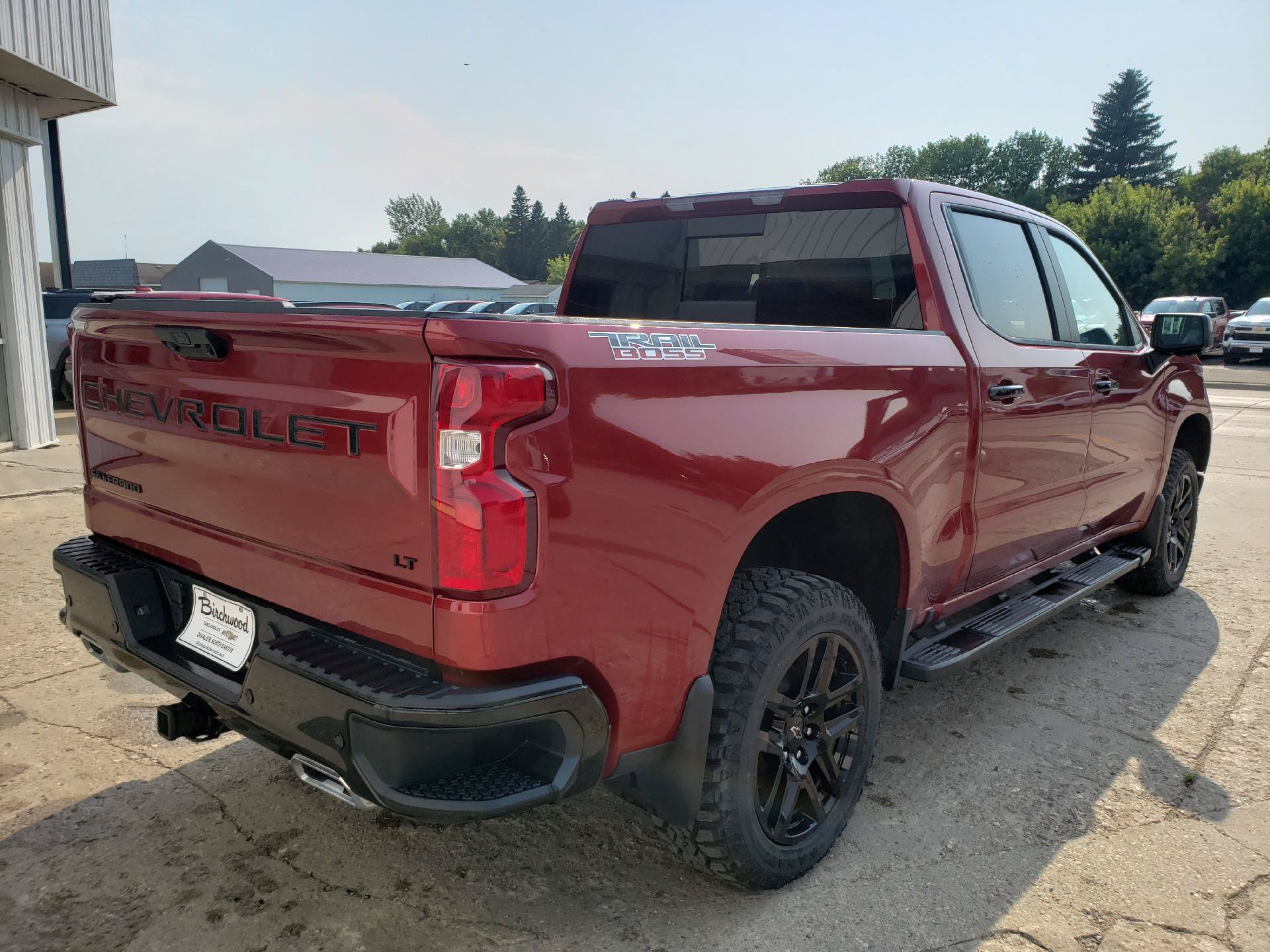 Used 2024 Chevrolet Silverado 1500 LT Trail Boss w/ LT Trail Boss Premium Package AWD/4WD image 5