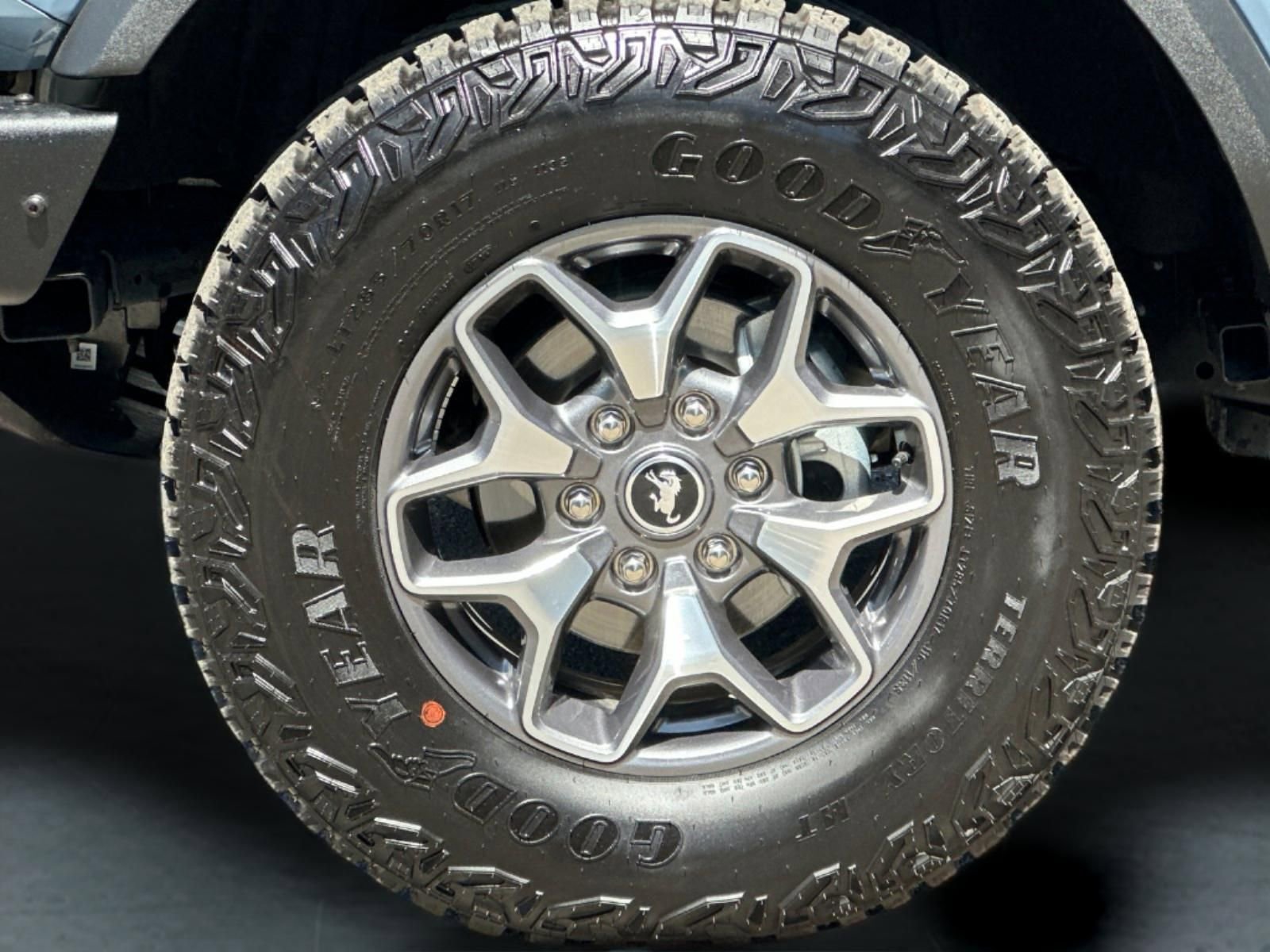 Used 2025 Ford Bronco Badlands AWD/4WD image 25