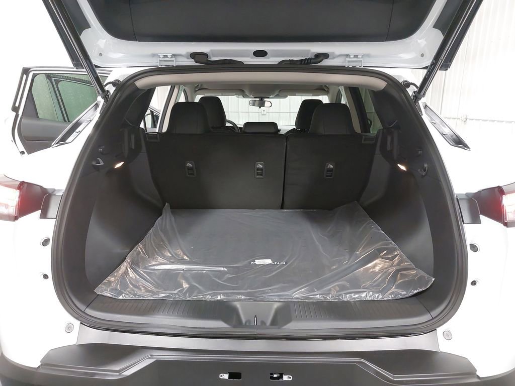 New 2025 Nissan Murano SV image 12