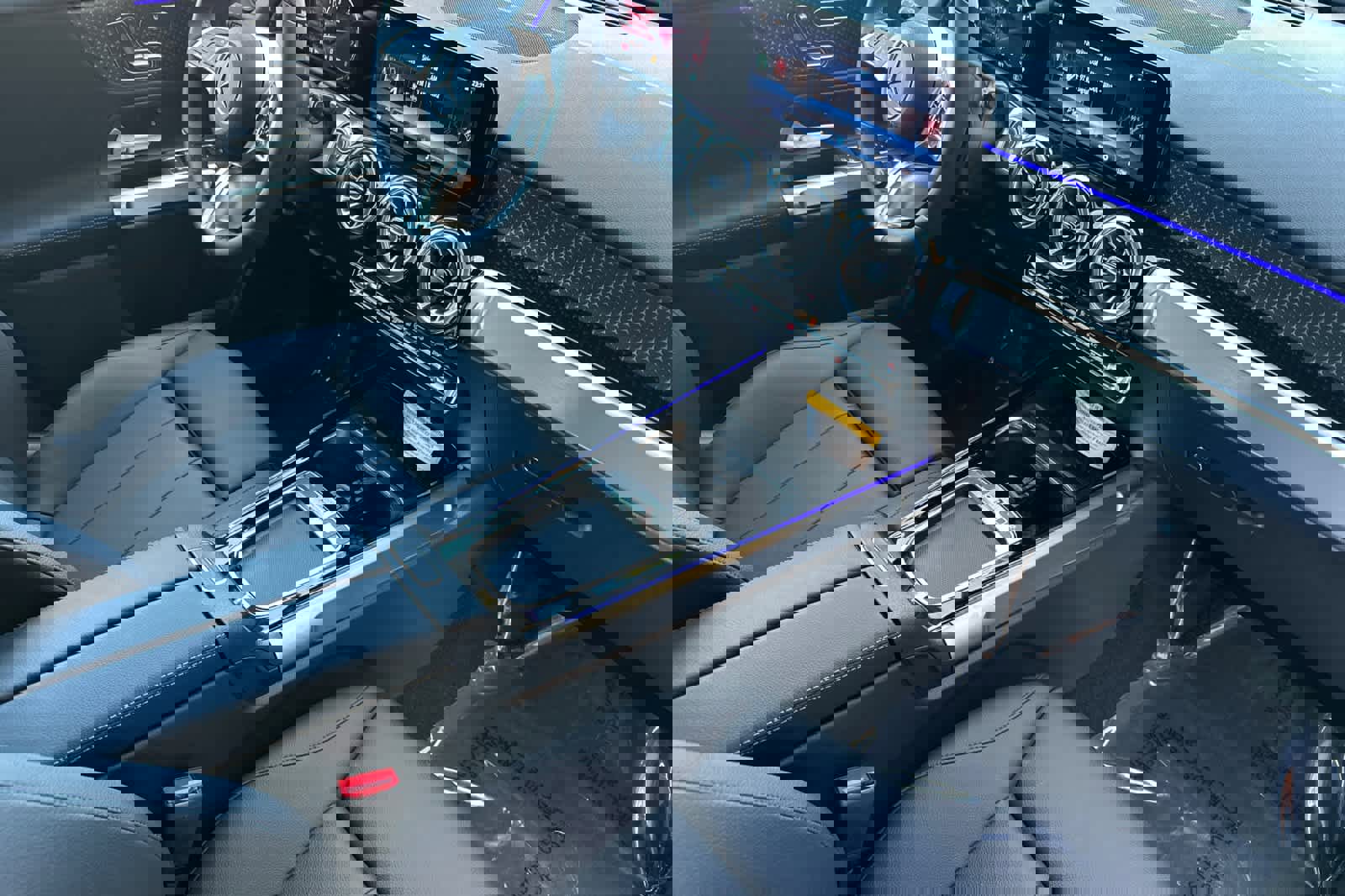 Certified 2025 Mercedes-Benz GLB 250 image 15