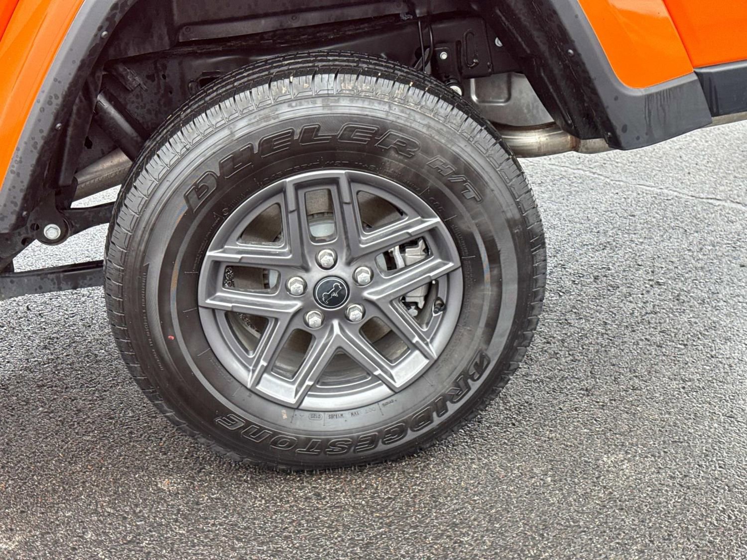 Used 2025 Jeep Gladiator Sport image 11