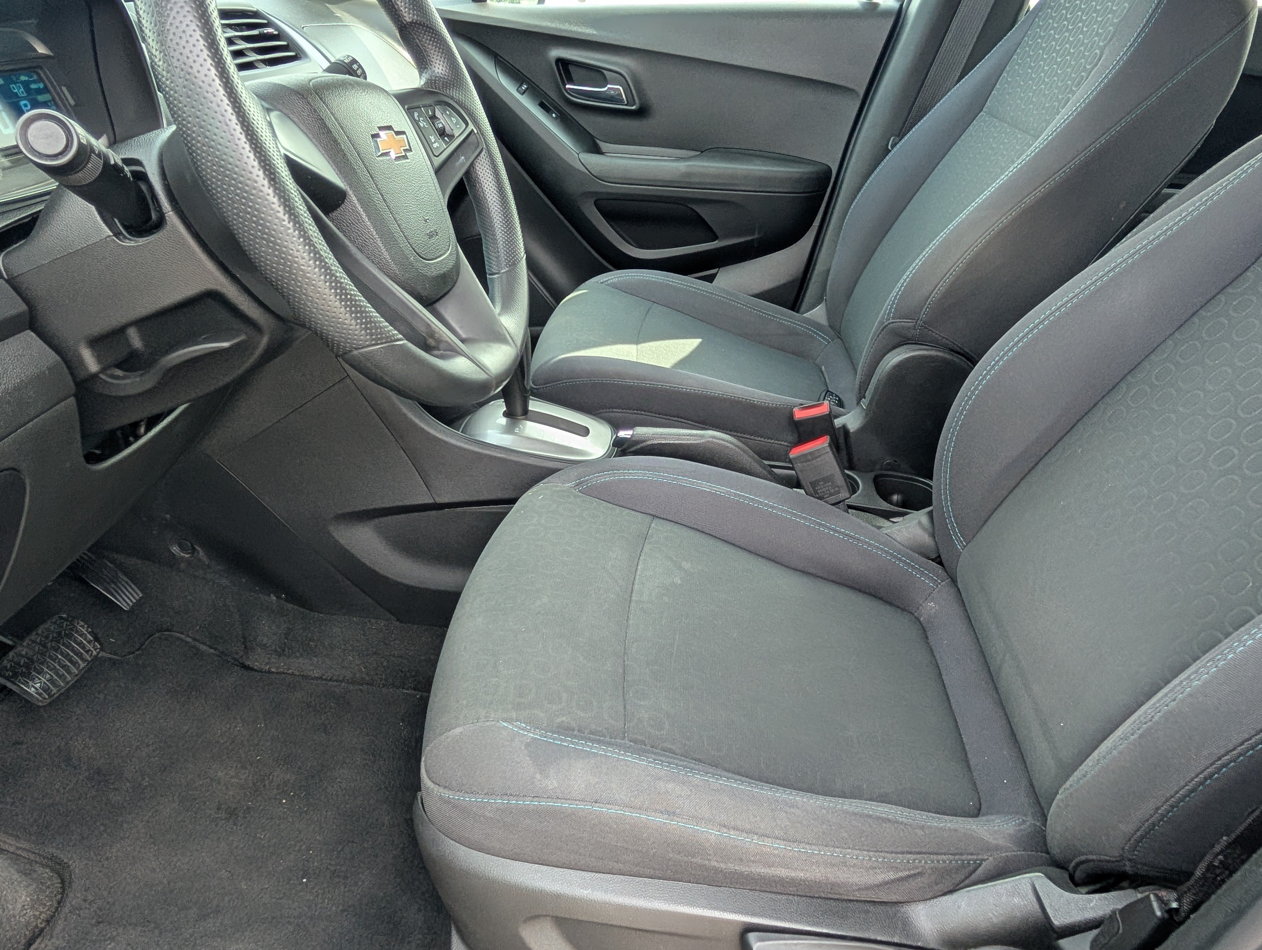 Used 2016 Chevrolet Trax LS w/ LPO, Protection Package FWD image 12