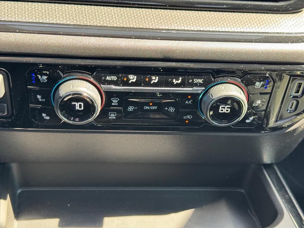 New 2025 Chevrolet Silverado 1500 ZR2 w/ Technology Package AWD/4WD image 19