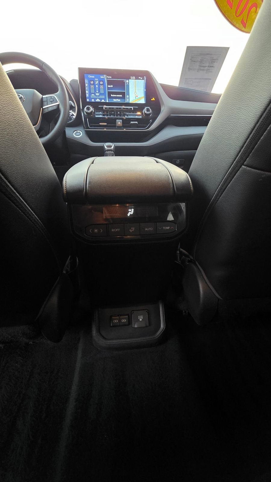 Used 2022 Toyota Highlander Limited image 12