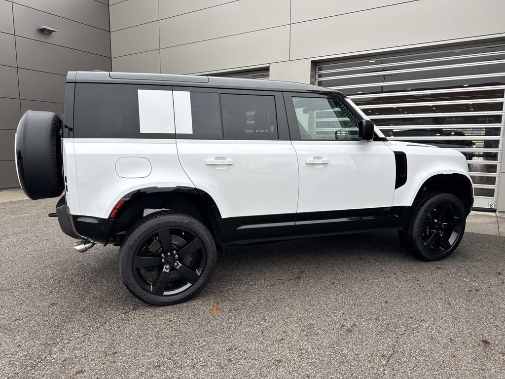 New 2026 Land Rover Defender 110 V8 AWD/4WD image 6