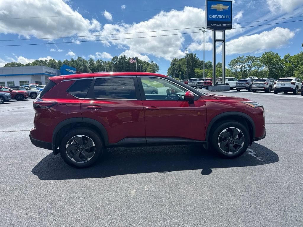 Used 2026 Nissan Rogue SV AWD/4WD image 11