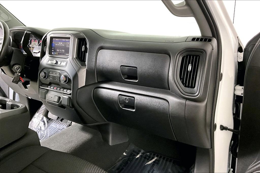 Used 2021 Chevrolet Silverado 1500 Custom image 16