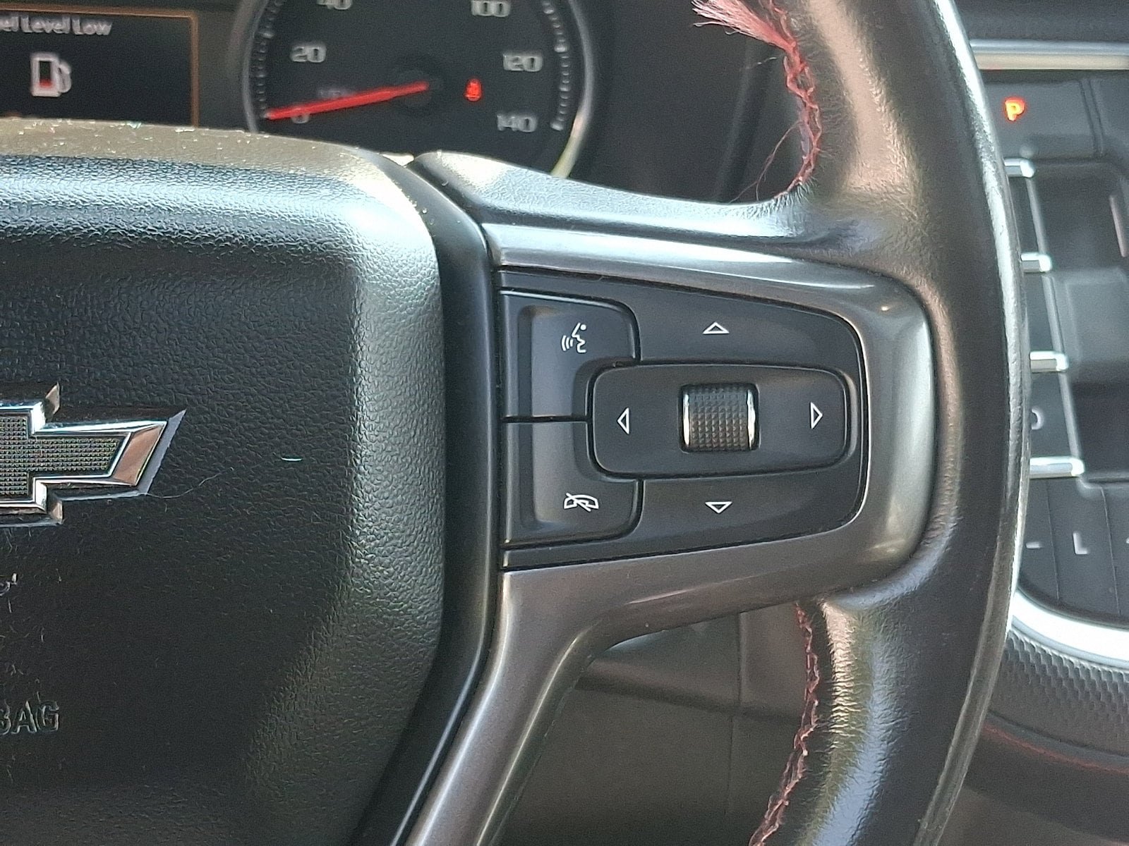 Used 2021 Chevrolet Suburban RST w/ Max Trailering Package AWD/4WD image 24